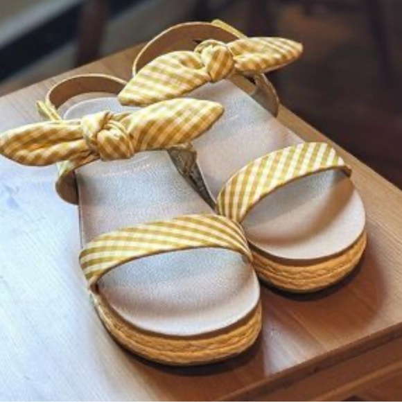 LC Lauren Conrad Shoes - LC Lauren Conrad Yellow Checkered Sandals with Bow